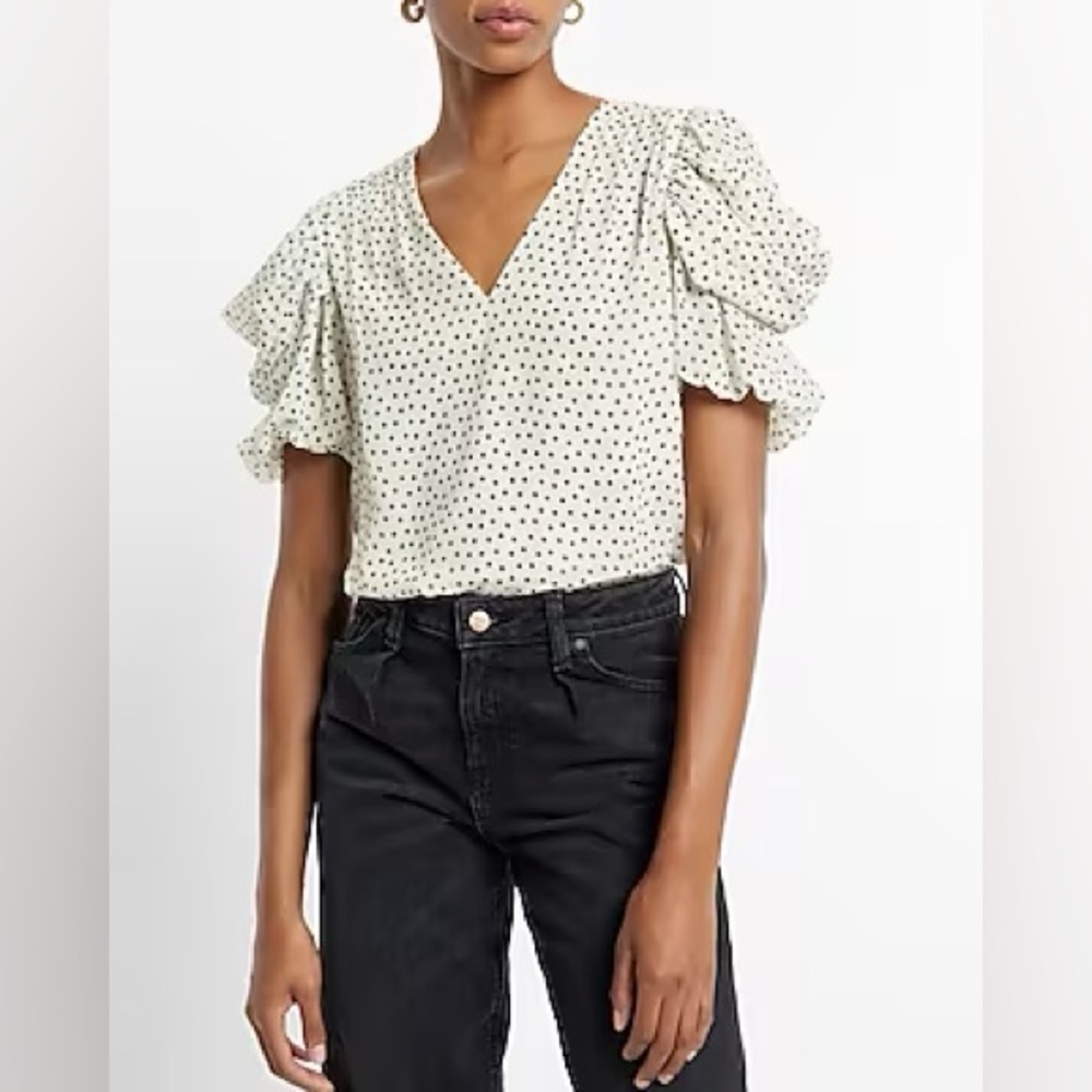 NWT Express Polka Dot V-Neck Puff Draped Sleeve Top Black and White Size Small
